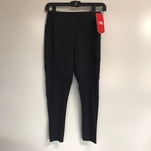 Women’s North Face Active Bottoms, Size Med, NWT
